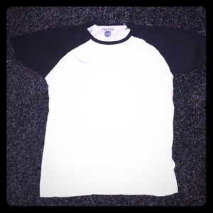 Boohoo Baseball Tee Shirt Black and White medium